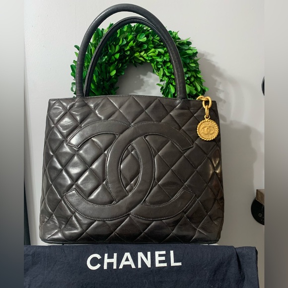 CHANEL Handbags - Chanel CC Lambskin Leather Medallion Tote with COA and Dust Bag
